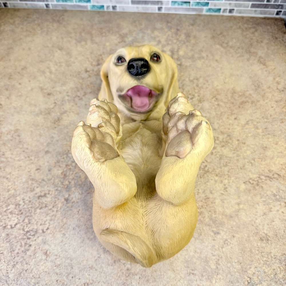 True Zoo Playful Pup Yellow Lab Wine Bottle Holder - Picture 4 of 5